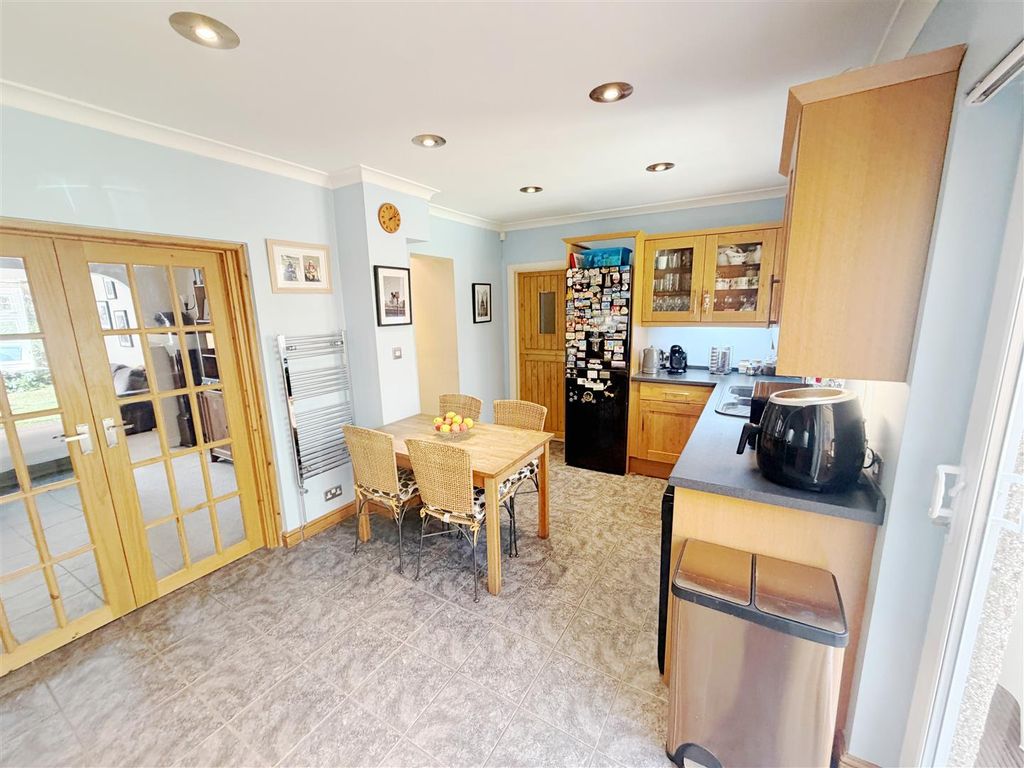 Property photo 3 of 33 13