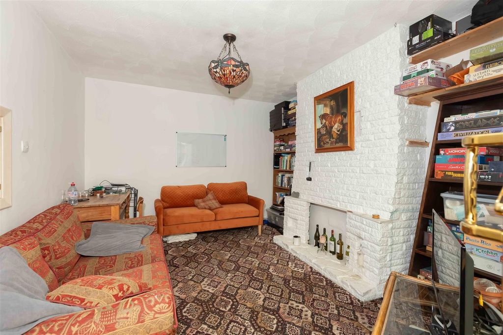 Property photo 3 of 14 Sackville Rd_9.Jpg