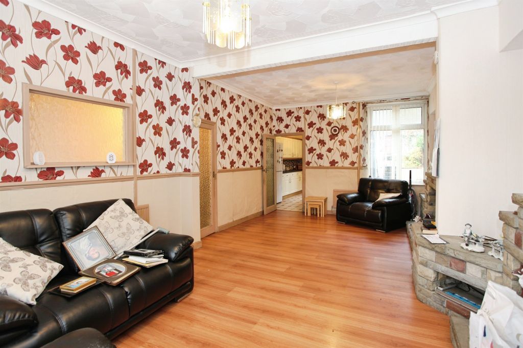 Property photo 3 of 15