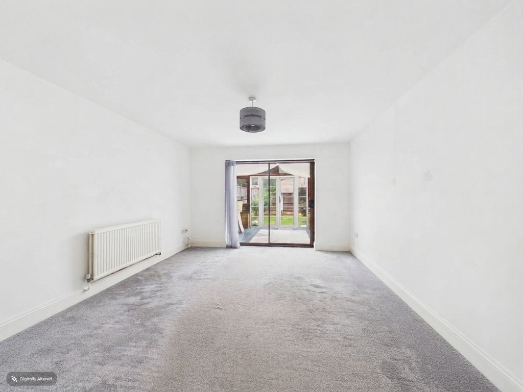 Property photo 2 of 9 Cam01984G0-Pr0670-Still001-001