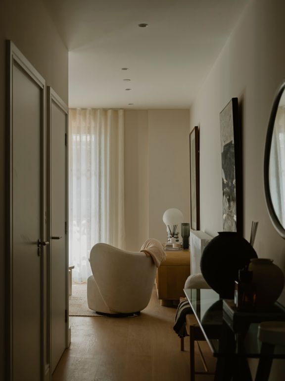 Property photo 3 of 10 Aitch Group_2 Bed_116.Jpg