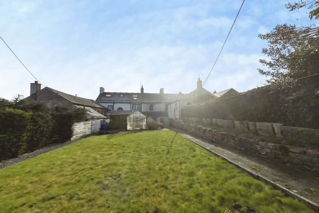 Property photo 3 of 12 Outside