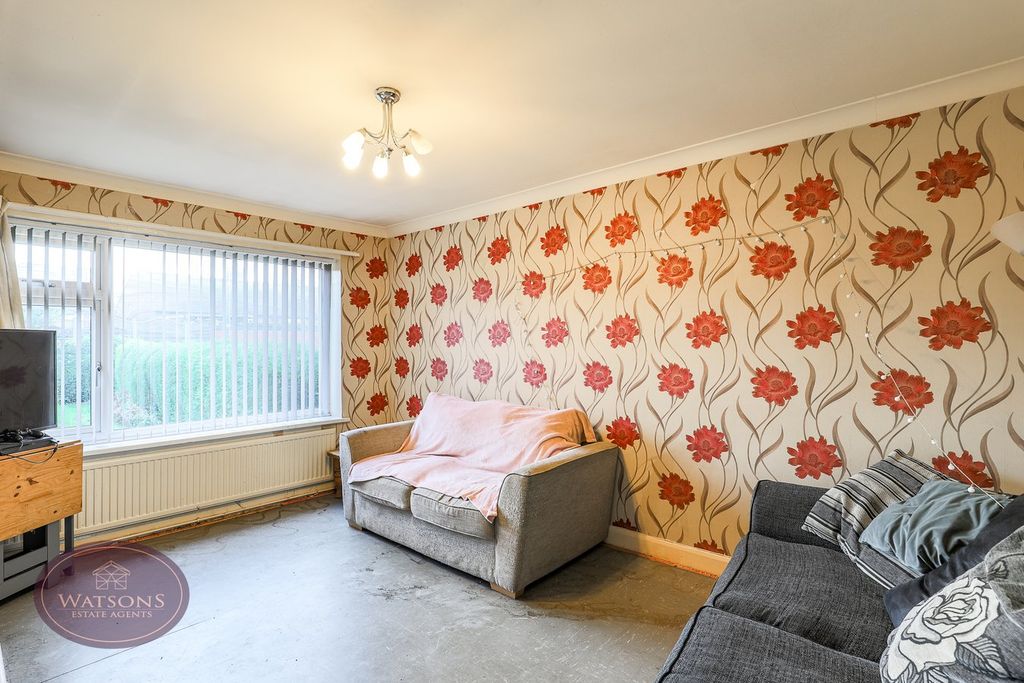 Property photo 2 of 25