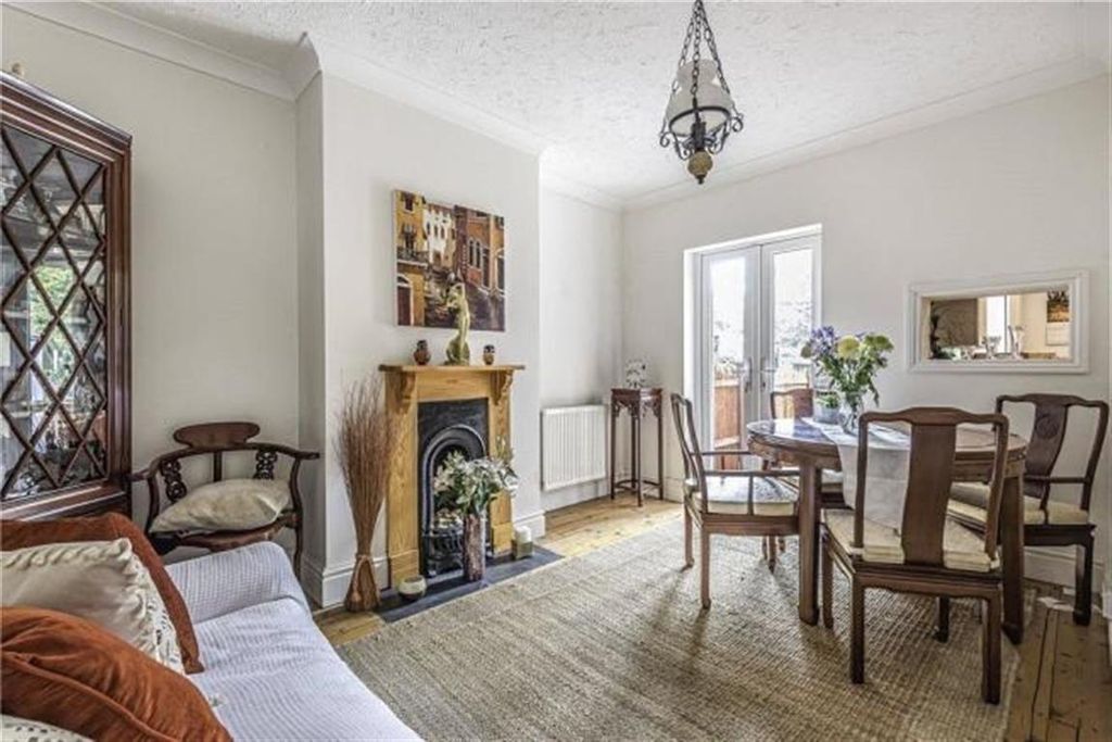 Property photo 2 of 12 Dining Room