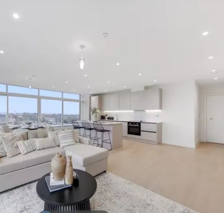 Property photo 3 of 4