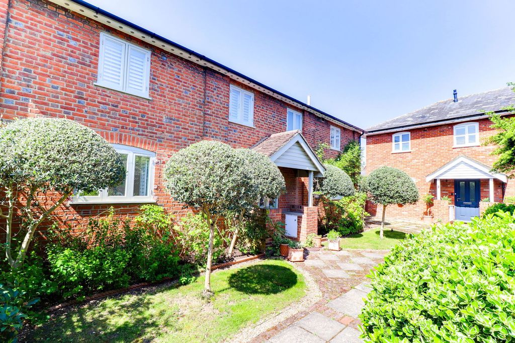 Property photo 3 of 46