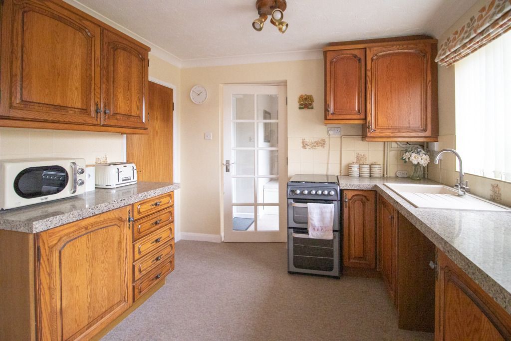 Property photo 2 of 18 4660555