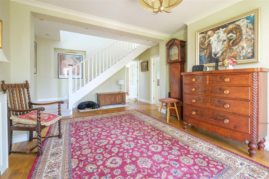 Property photo 3 of 28 Parry Firs Indoors-1.Jpg