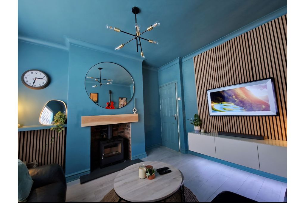 Property photo 2 of 18