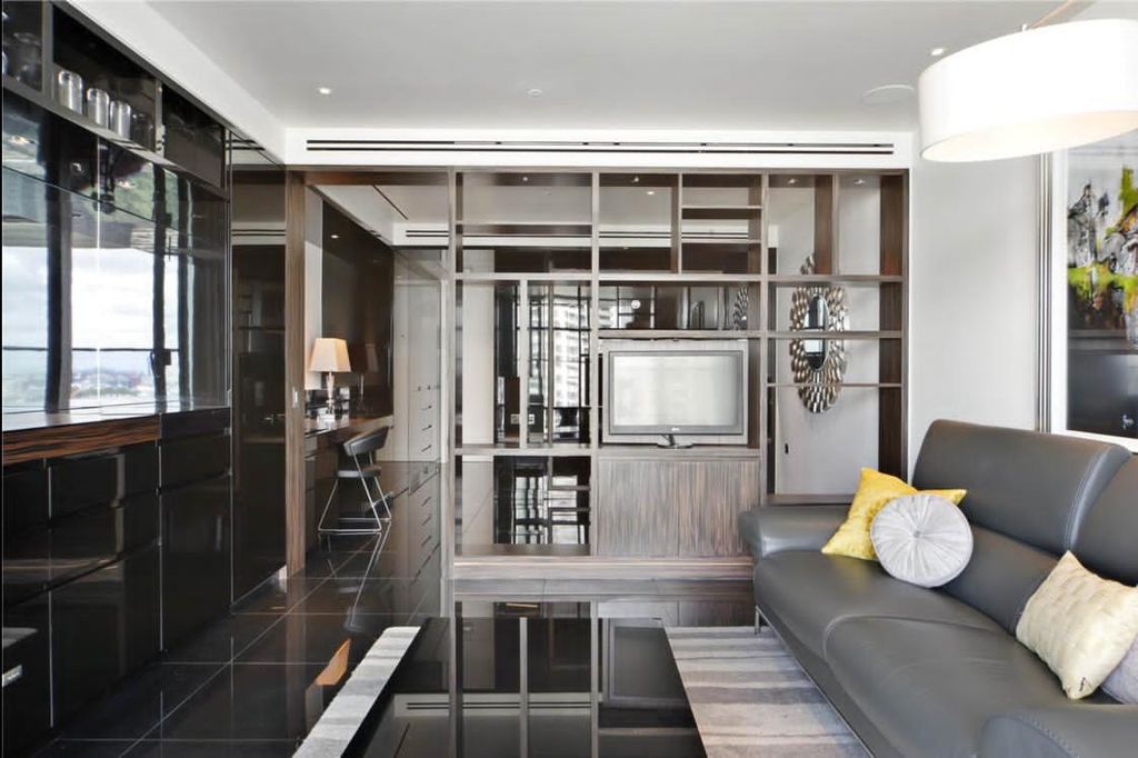 Property photo 2 of 33 48081A67-ba1d-451d-B904-71Aa23492206.Jpg