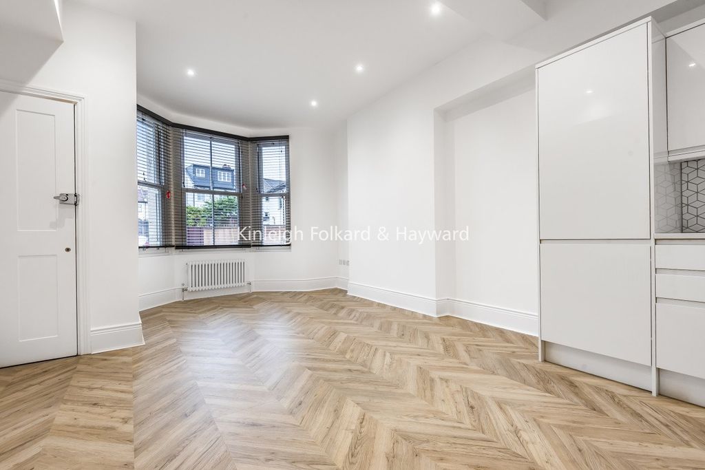 Property photo 3 of 7 Picture No. 07