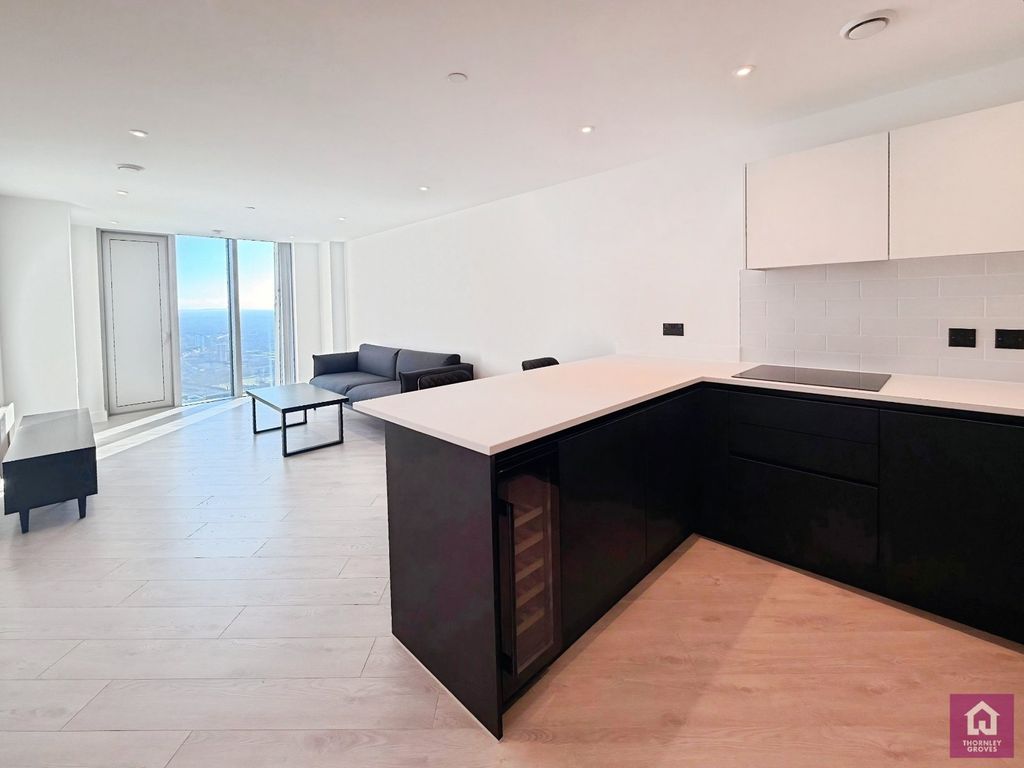 Property photo 1 of 25 Picture No. 08