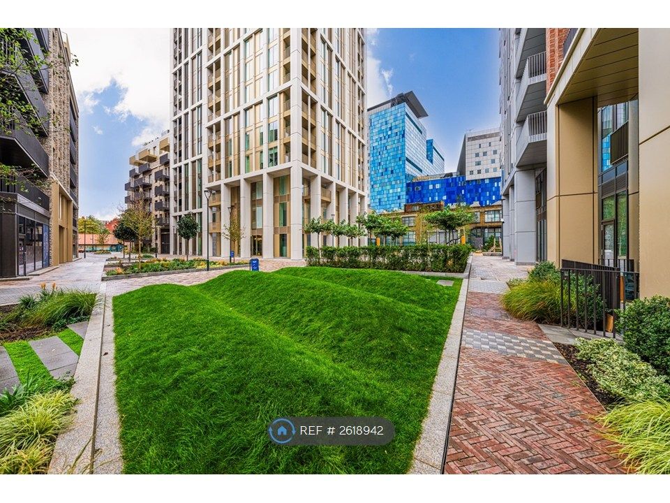 Property photo 1 of 12