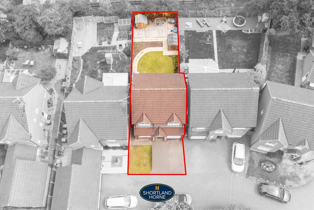 Property photo 2 of 34