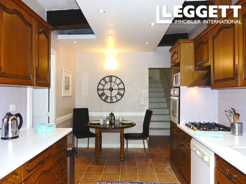 Property photo 2 of 10