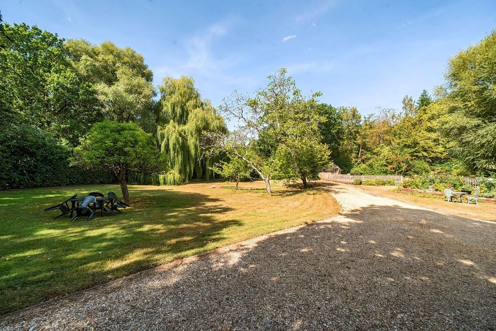 Property photo 3 of 19