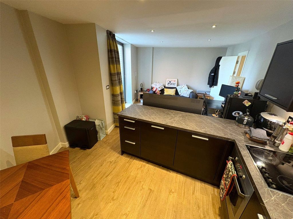 Property photo 2 of 8 Picture No. 03