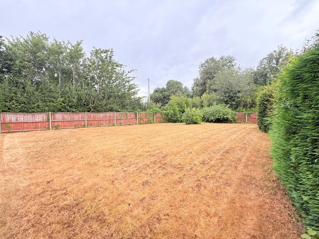 Property photo 3 of 20