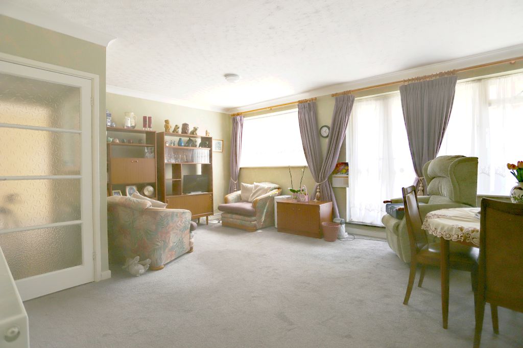 Property photo 2 of 10 Img_0158-Img_0160