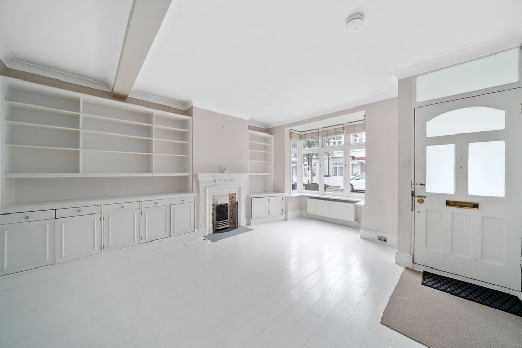 Property photo 1 of 14