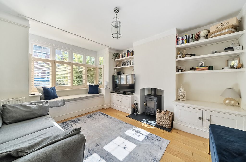 Property photo 2 of 27 1312428-8-685993c...