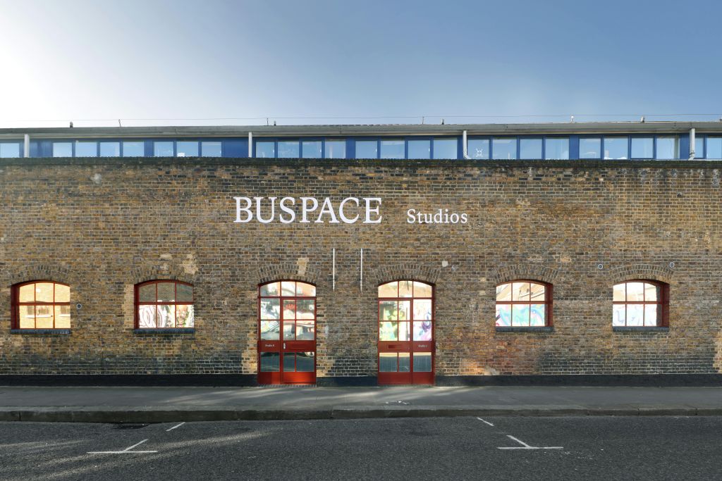 Property photo 1 of 16 Mclayton_25032Busext_002.Jpg