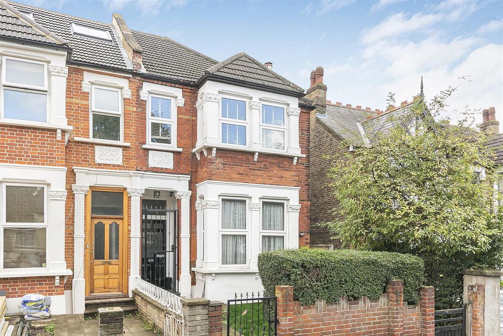 Property photo 1 of 17 1