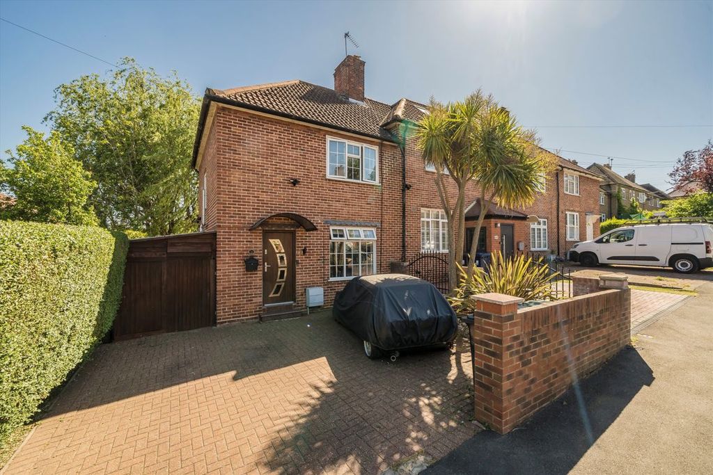 Property photo 1 of 9
