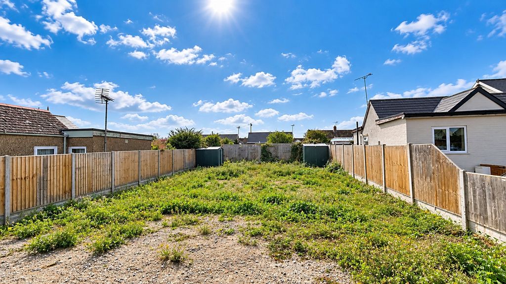 Property photo 1 of 4