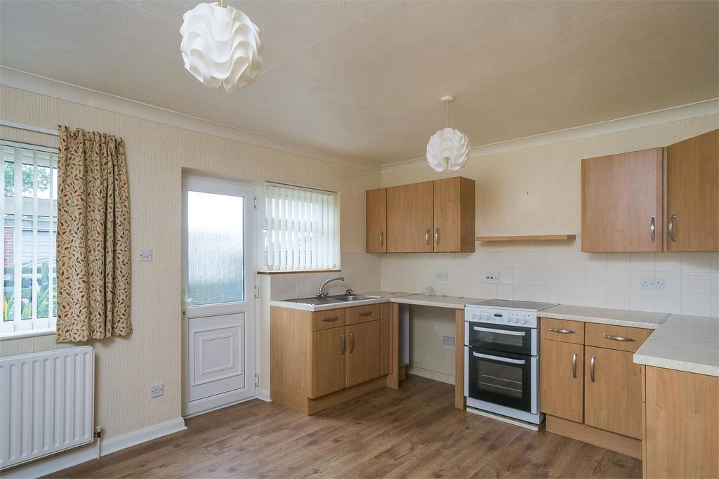 Property photo 3 of 13 3