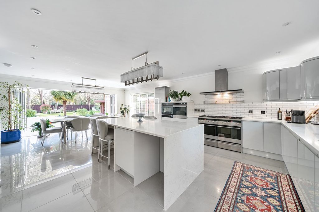 Additional image 8 of 5 bed detached house for saleLittle Forest Road, Talbot Woods, Bournemouth BH4