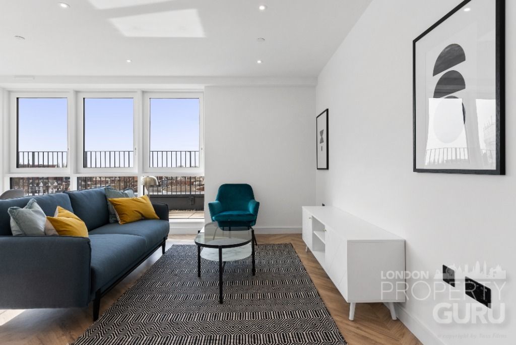 Property photo 2 of 13 Propertyimages
