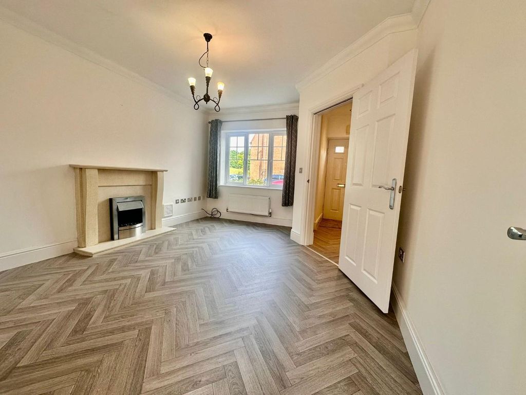 Property photo 2 of 14 17.Jpg