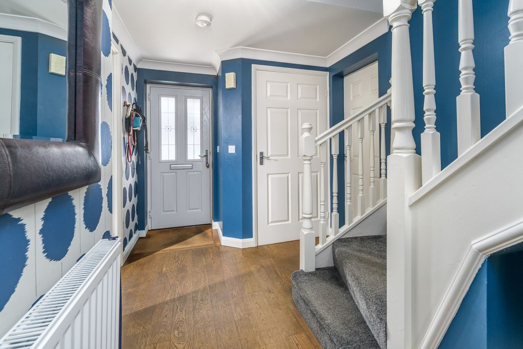 Property photo 3 of 37 Hall-2