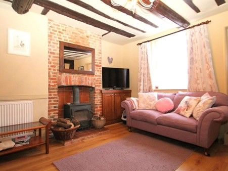 Property photo 2 of 9