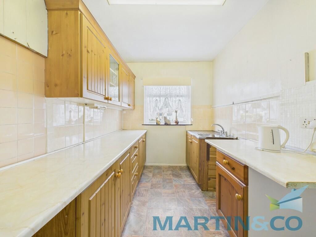 Property photo 2 of 25