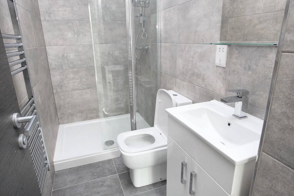 Property photo 3 of 3