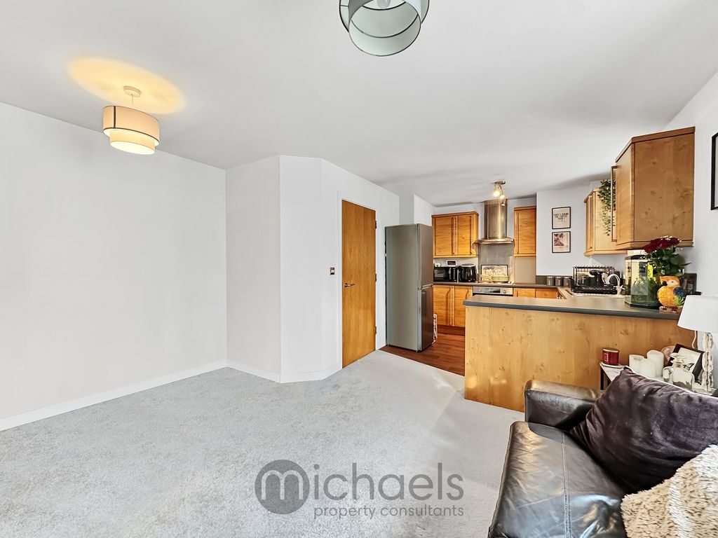 Property photo 2 of 15