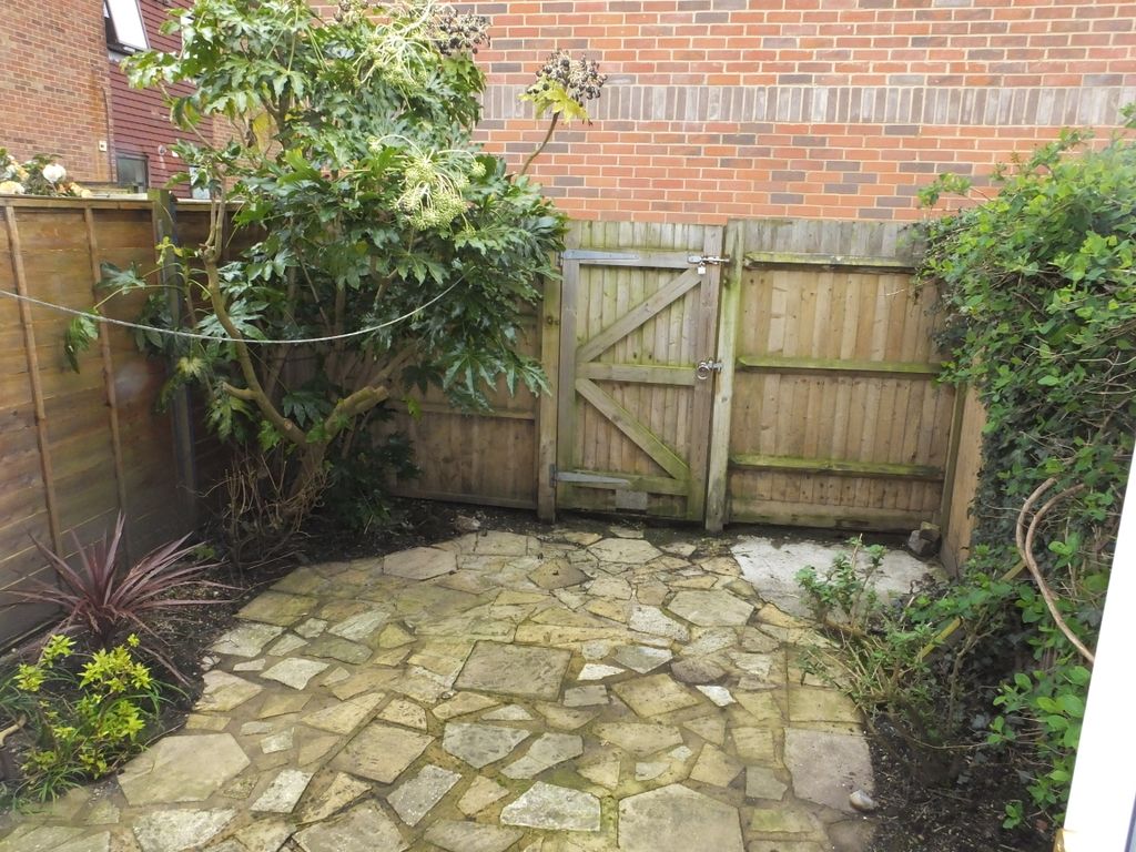 Property photo 3 of 7