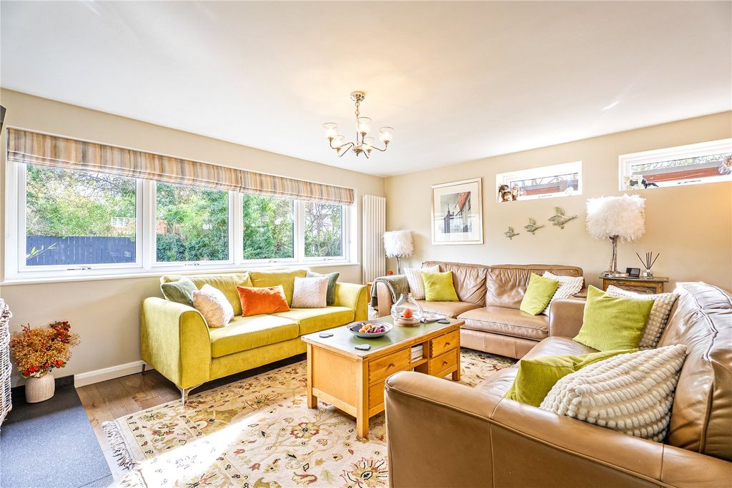 Property photo 3 of 39 Picture No. 16