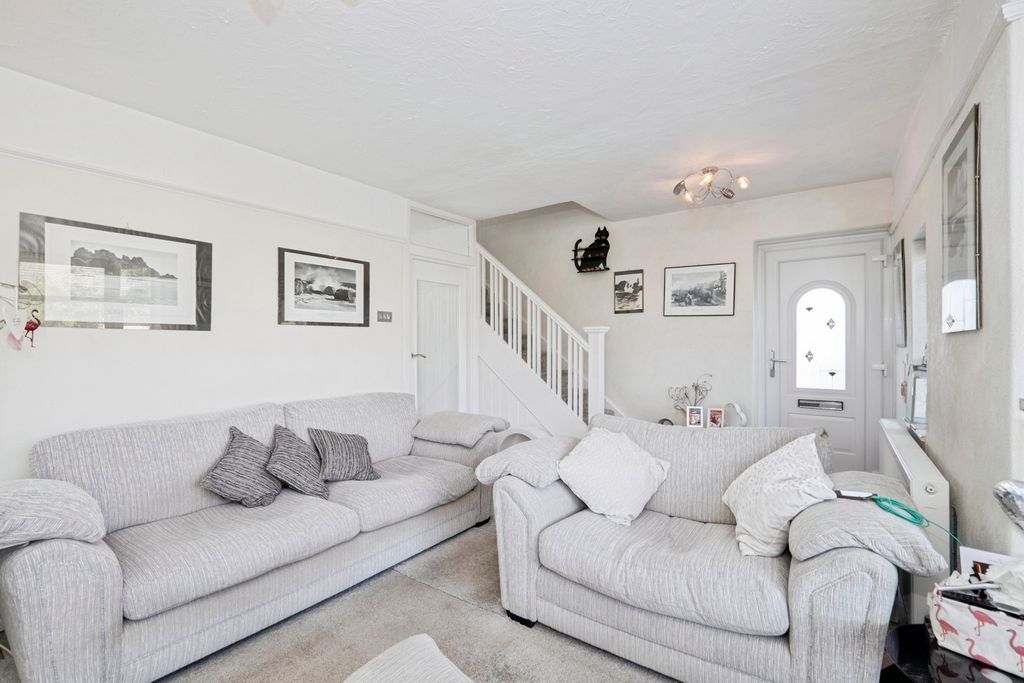 Property photo 3 of 21 Pbox-Img.Jpg