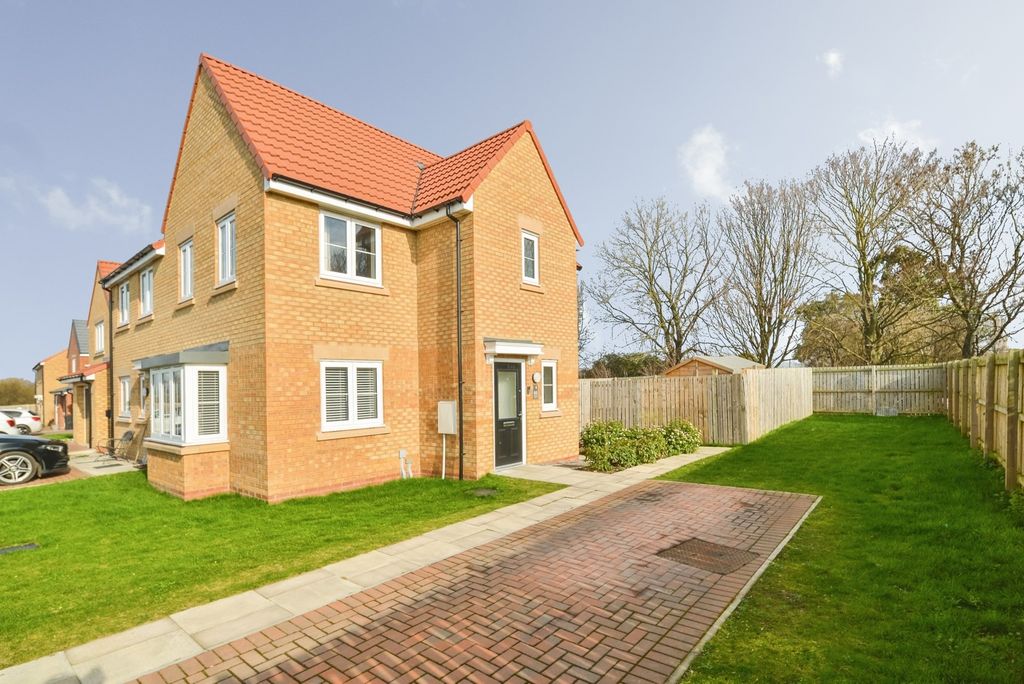 Property photo 1 of 18 Pbox-Img.Jpg