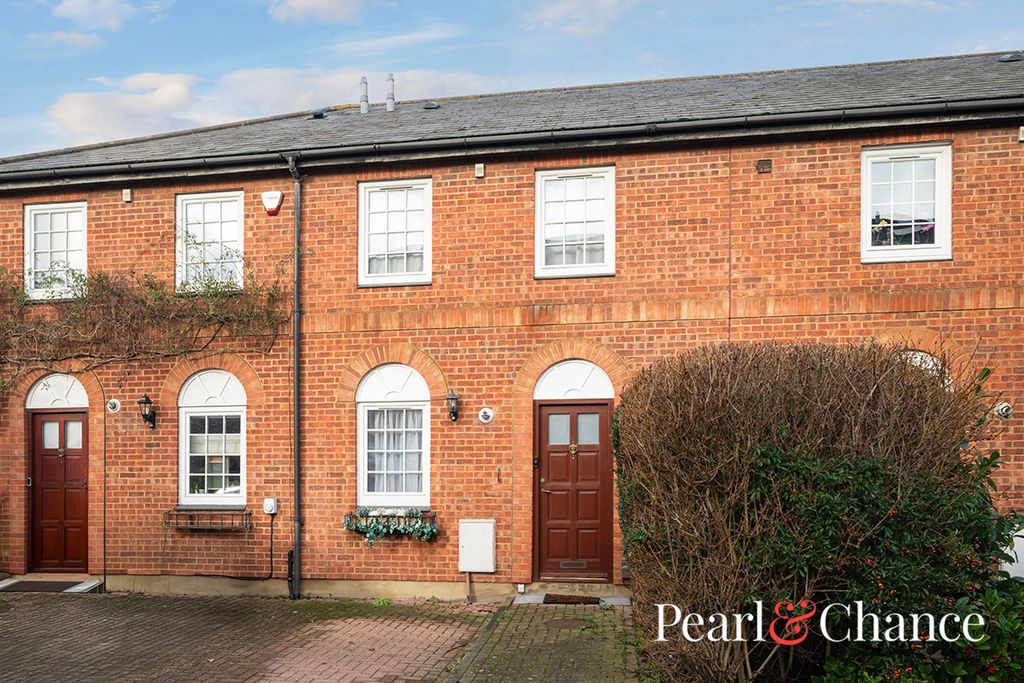 Property photo 1 of 16