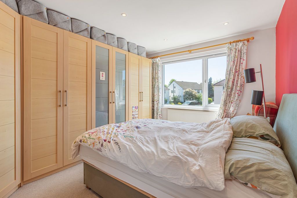 Additional image 11 of 2 bed flat for saleBurr Close, Bexleyheath DA7