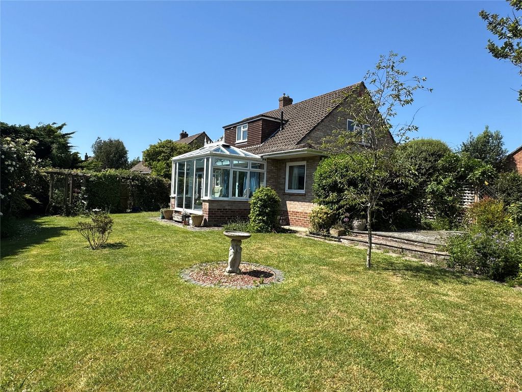 Property photo 3 of 22 Picture No. 34