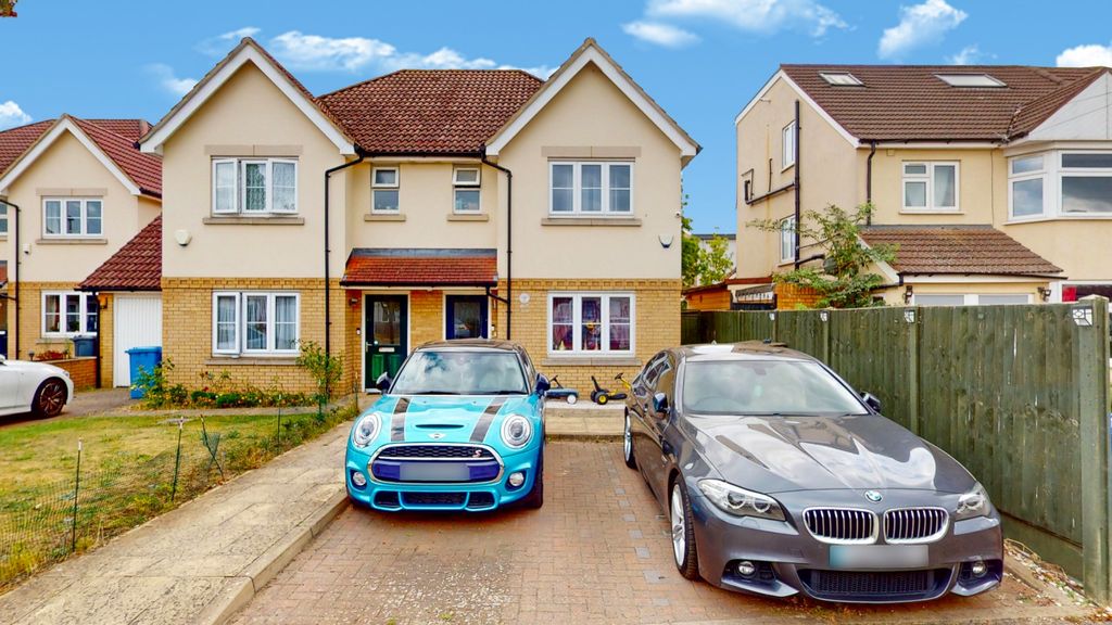 Property photo 1 of 15 4453500