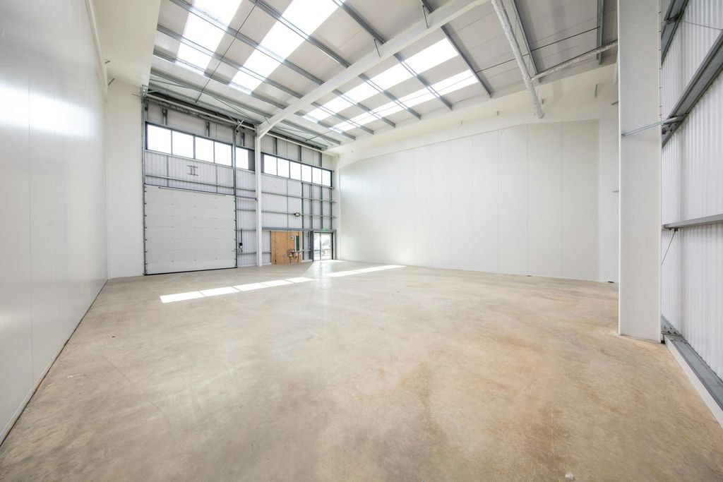 Property photo 2 of 6 2.Jpg