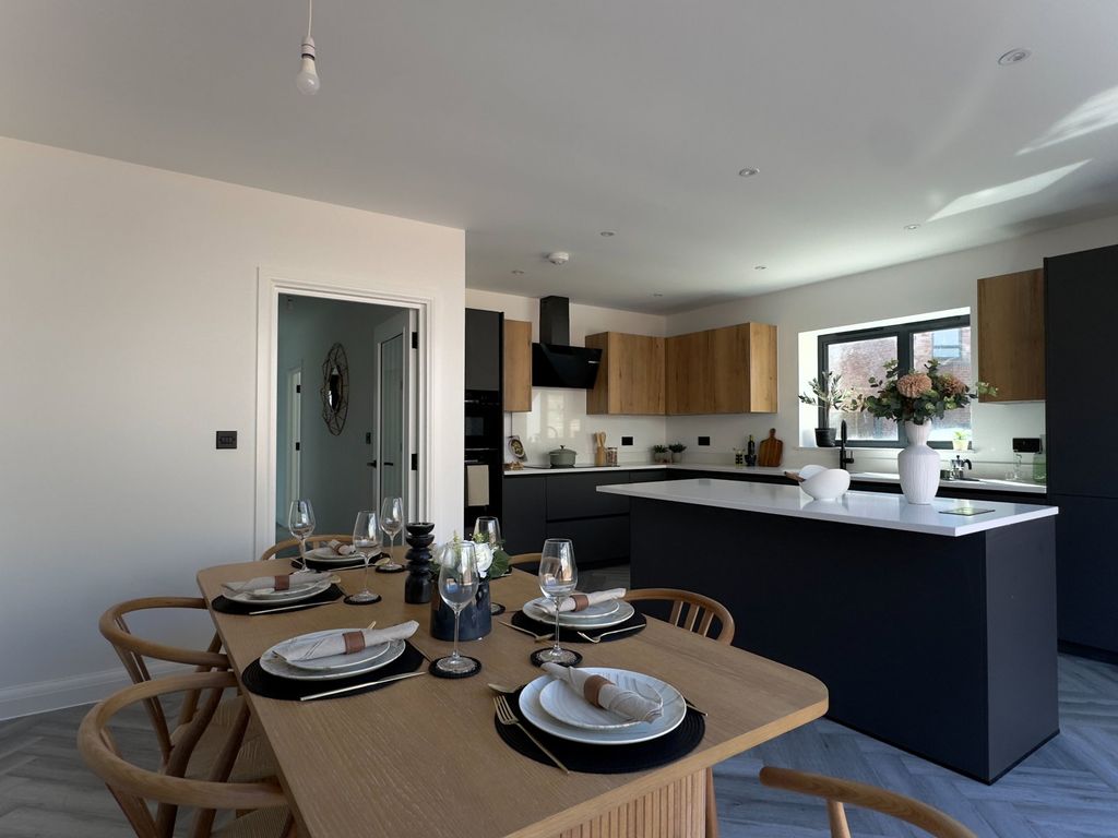 Property photo 2 of 44