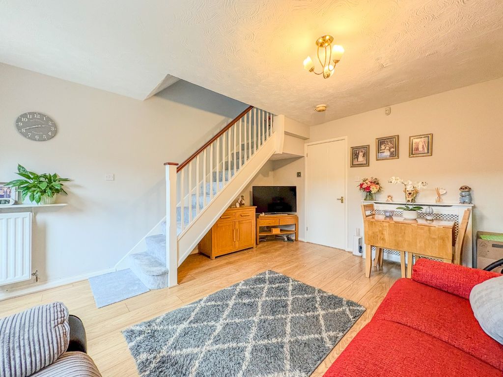 Property photo 3 of 20 5075965