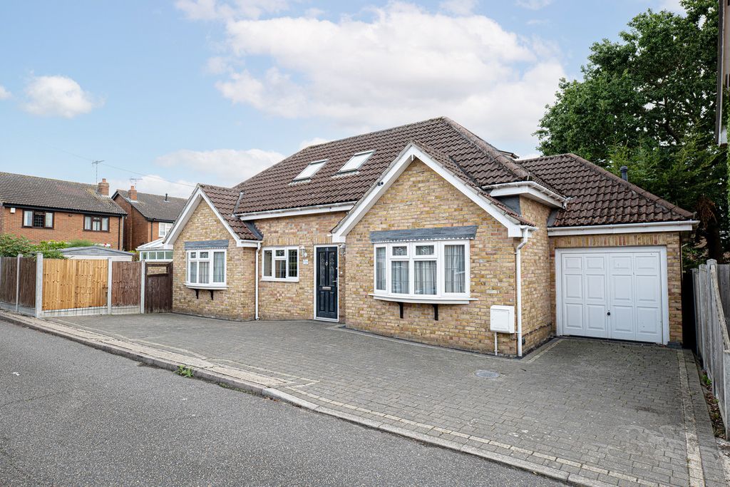 Property photo 1 of 38